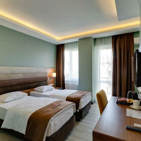 City Hotel Батумі Екстер'єр фото