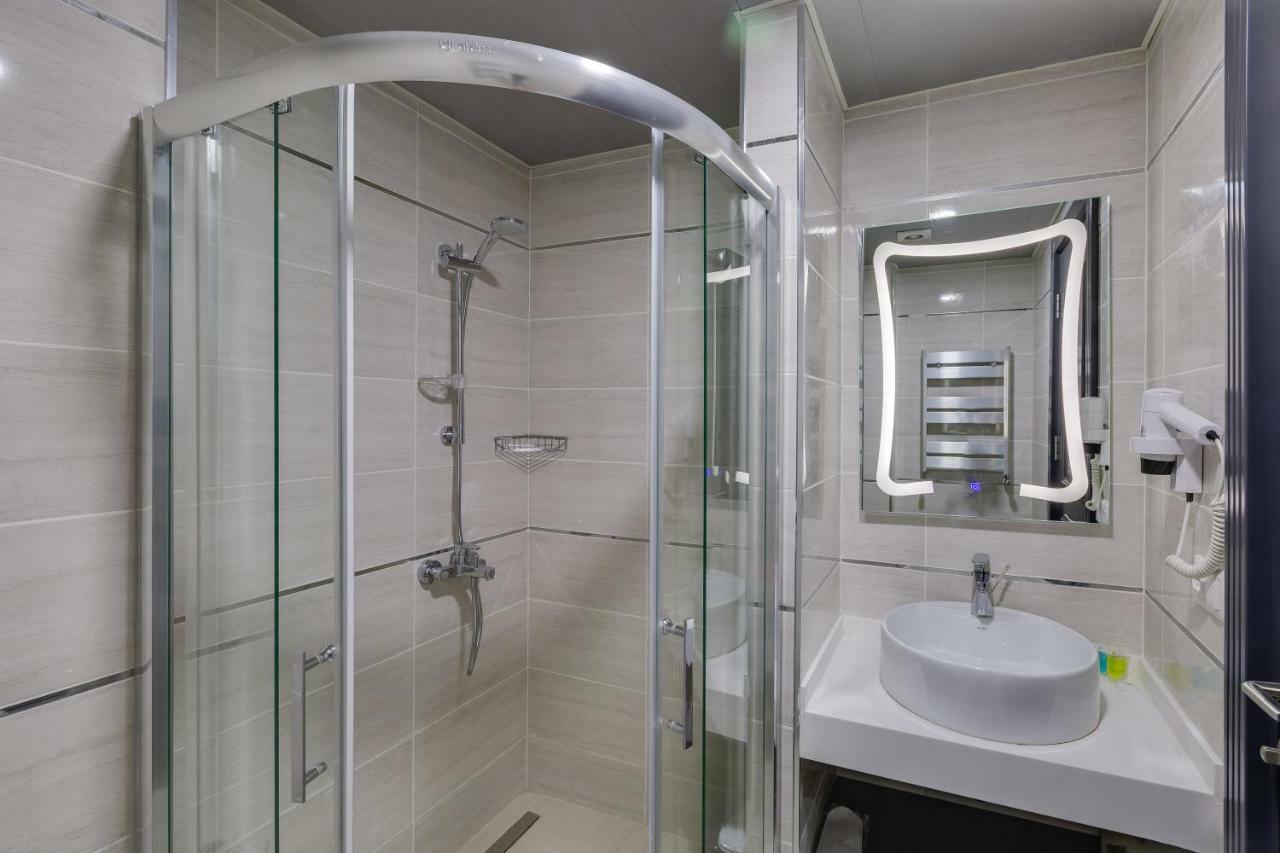 City Hotel Батумі Екстер'єр фото