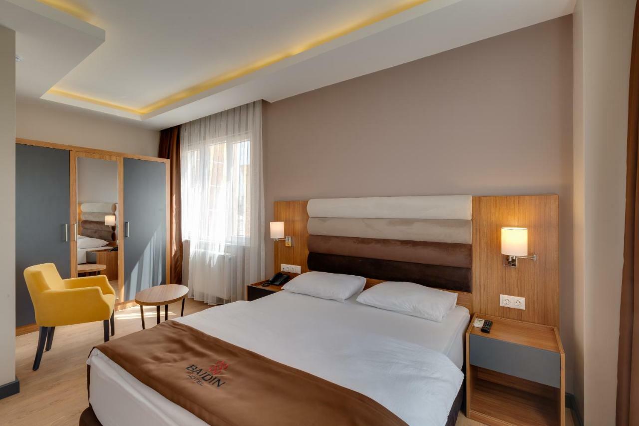 City Hotel Батумі Екстер'єр фото