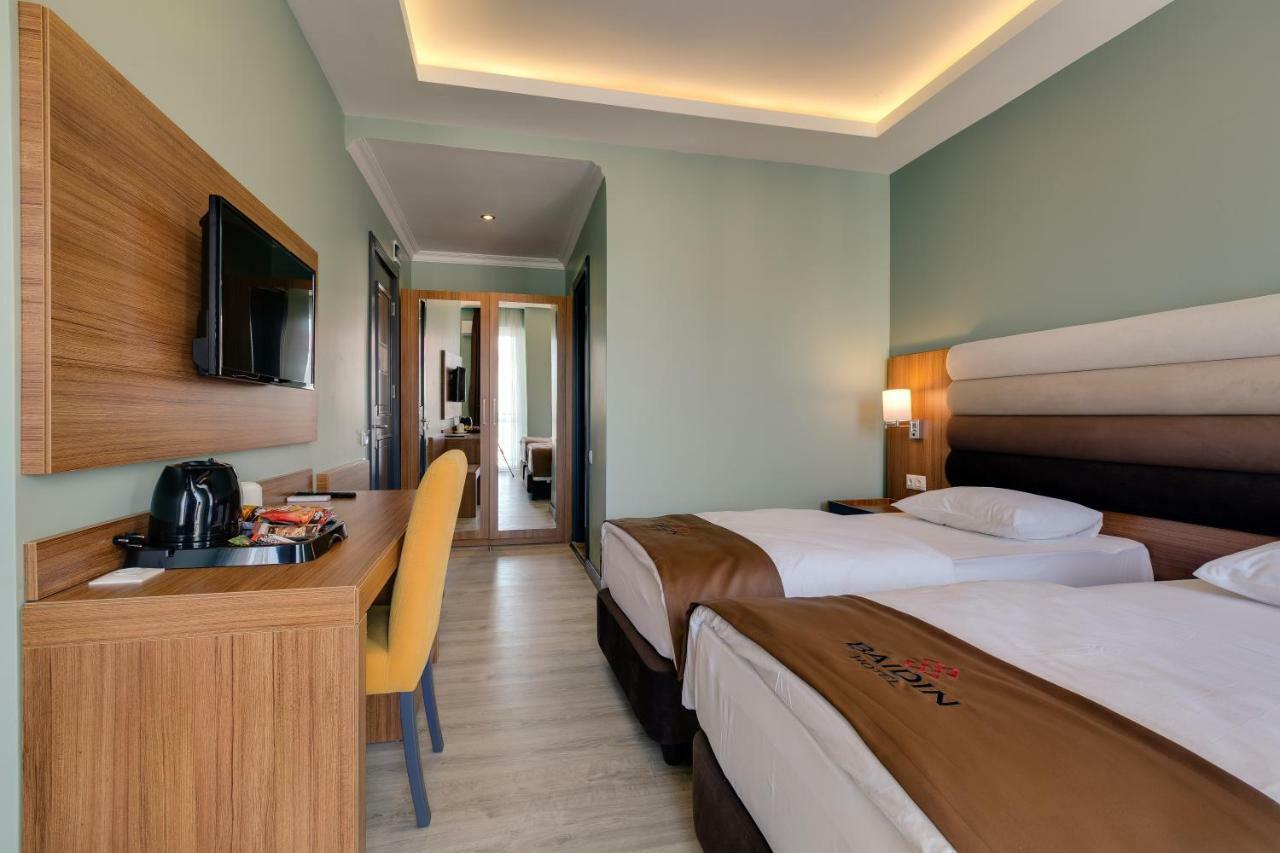 City Hotel Батумі Екстер'єр фото